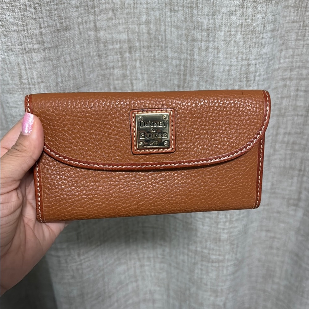 Dooney & Bourke Tan Leather Wallet